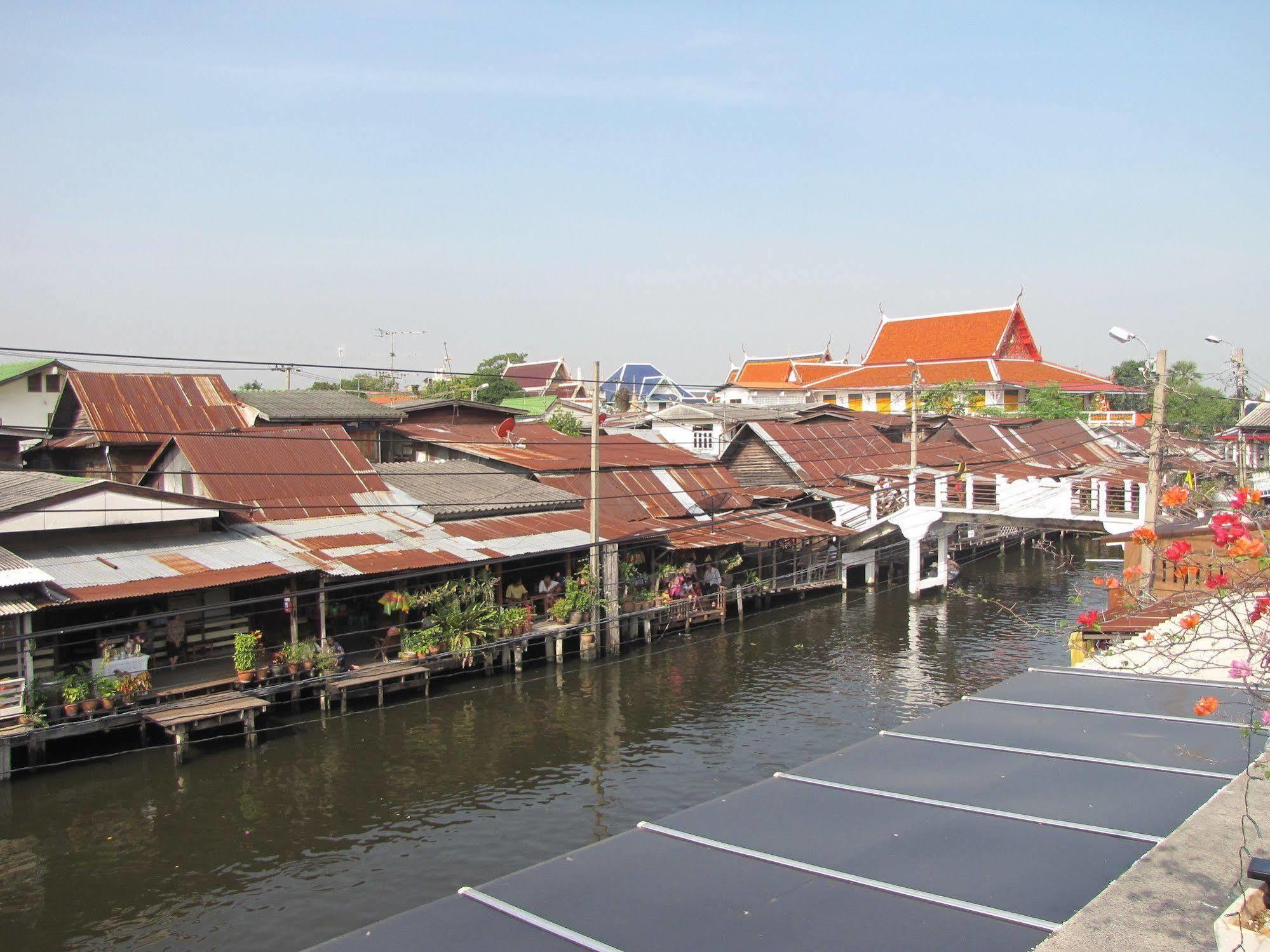 Hotel Bangluang House Bangkok Exterior foto